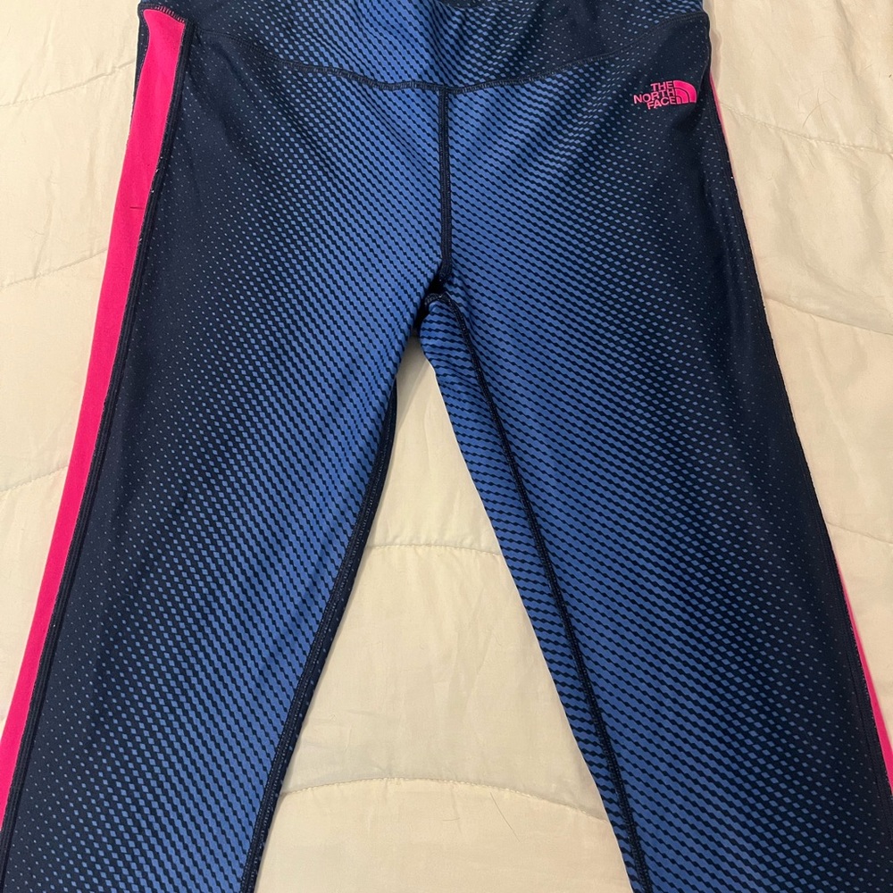 North face crop size large